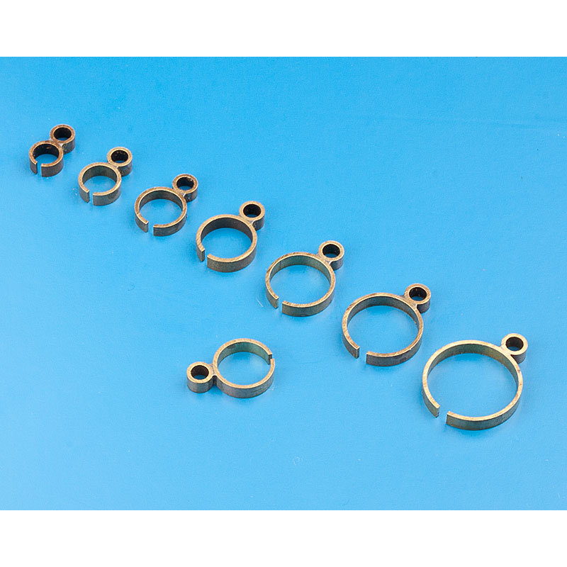 Klick zeigt Details von Ring mit Öse  6 mm, Metall